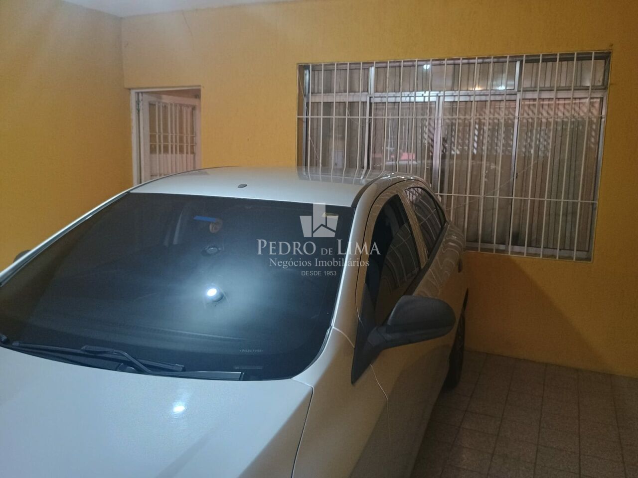 Sobrado frontal  proximo ao Terminal AE Carvalho , 3  quartos sendo 1 suite e 2 vagas na Vila Jacui