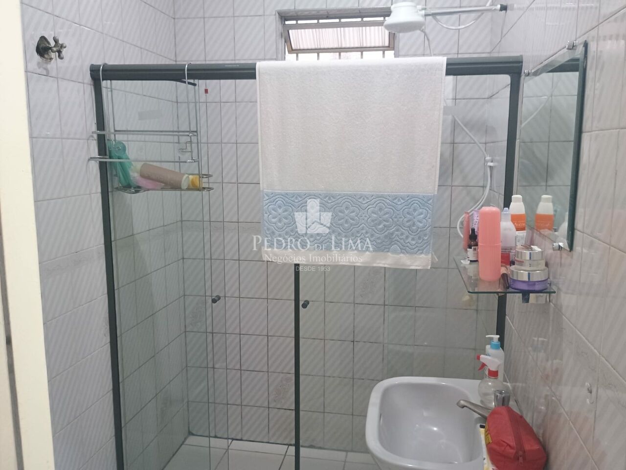Sobrado frontal  proximo ao Terminal AE Carvalho , 3  quartos sendo 1 suite e 2 vagas na Vila Jacui