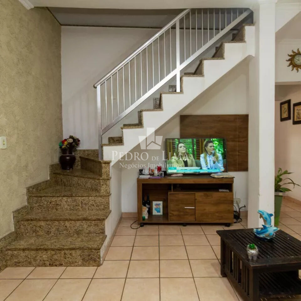 imagem do imovel Sobrado na Vila Rio Branco com 3 dormitorios, suite e 3 vagas - Ponto Rasa ref: PE44236