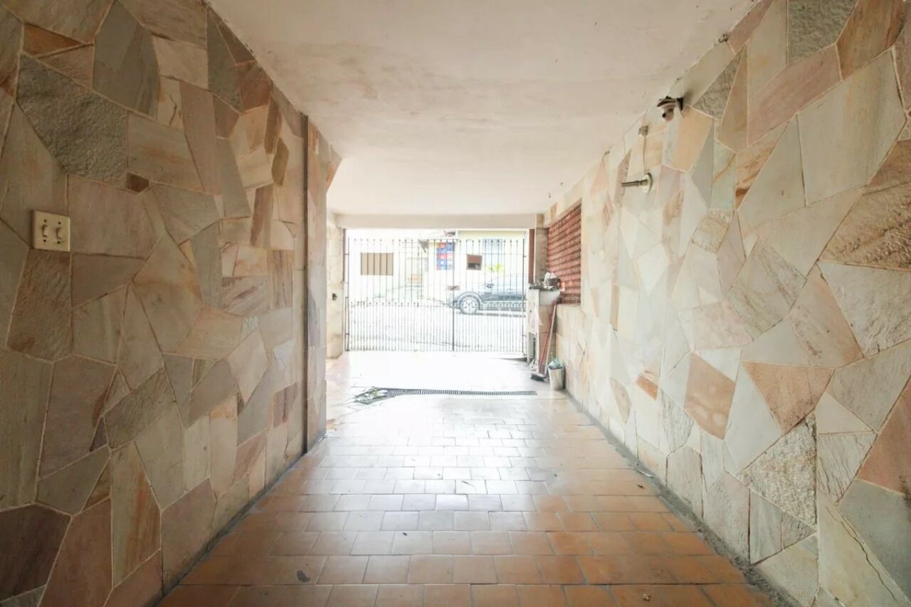 Casa Térrea de ótima localização próximo ao Metrô Vila Matilde 6 x 30 