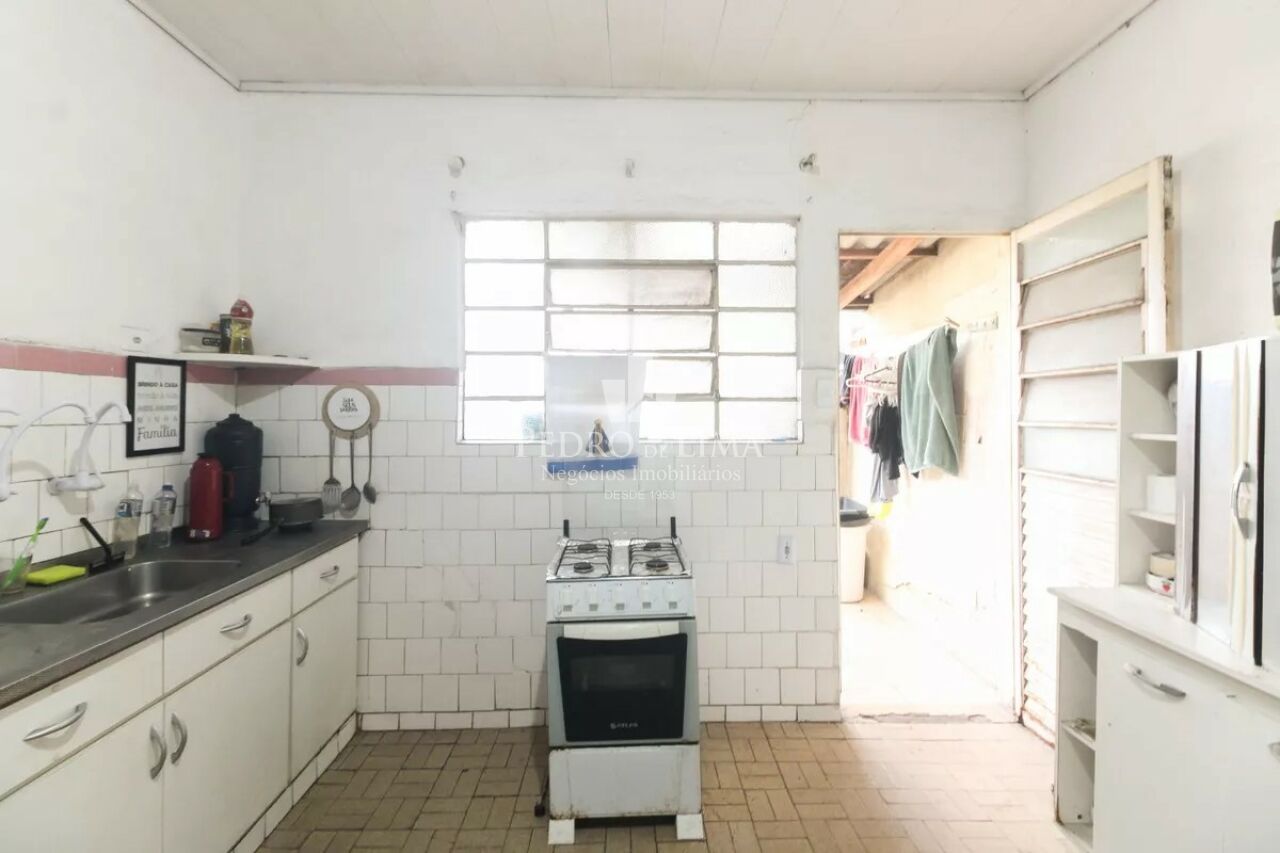 Casa Térrea de ótima localização próximo ao Metrô Vila Matilde 6 x 30 