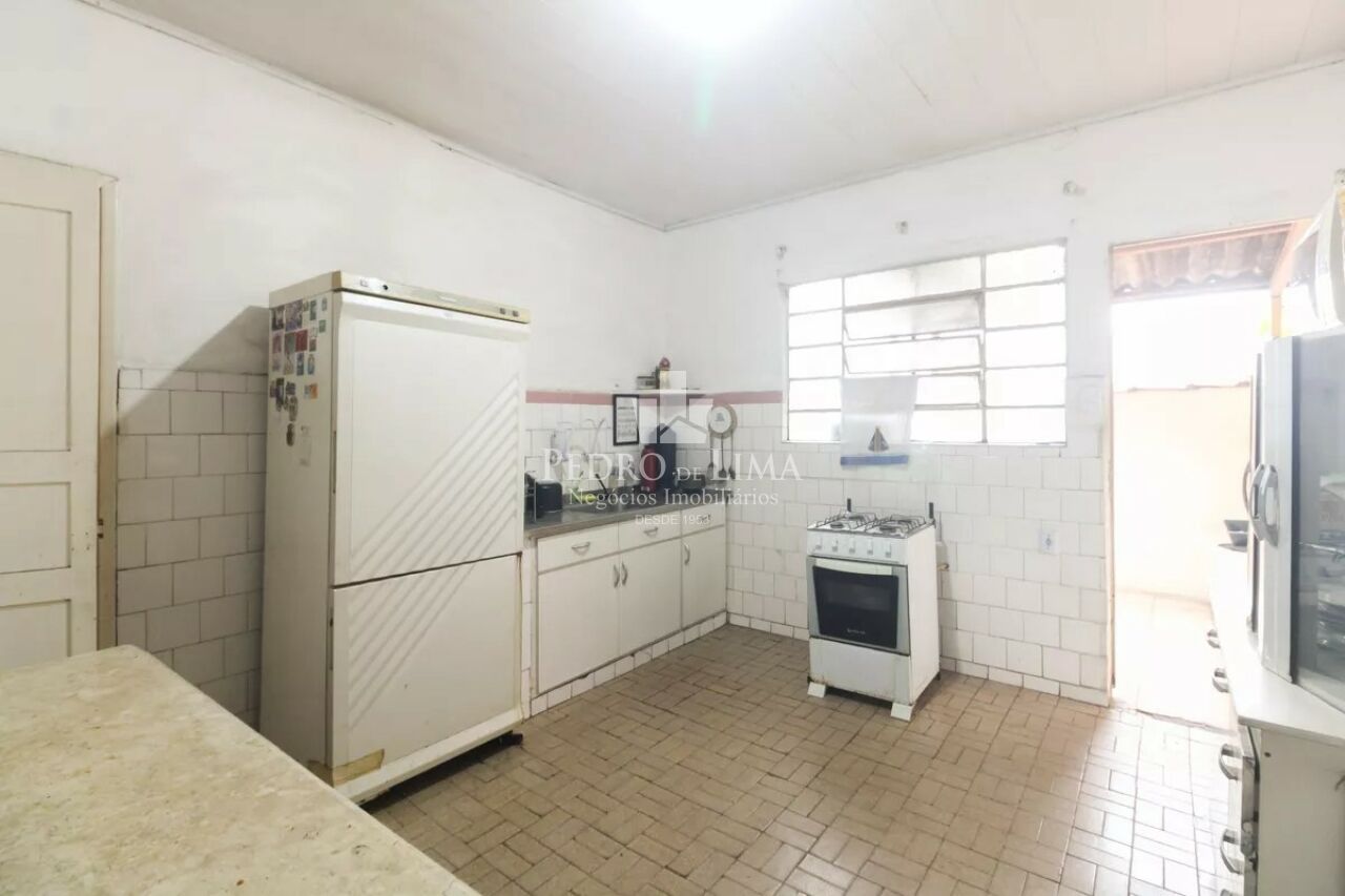 Casa Térrea de ótima localização próximo ao Metrô Vila Matilde 6 x 30 