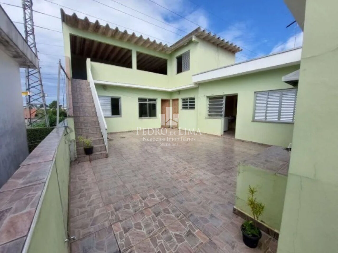 Casa terrea com edicula e duas vagas cobertas no Lajeado