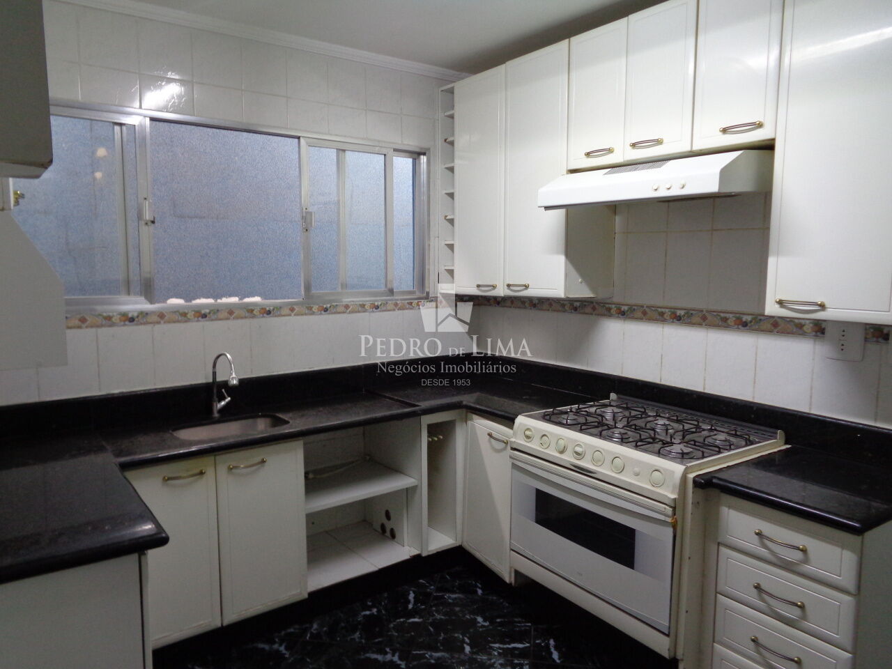 Casa Terrea 2 dormitórios (1 suite) e  2 vagas na Penha