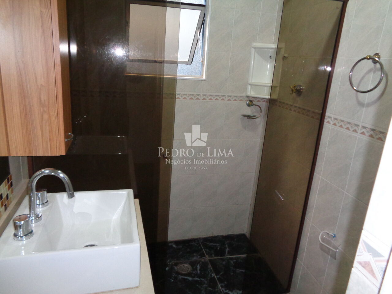 Casa Terrea 2 dormitórios (1 suite) e  2 vagas na Penha