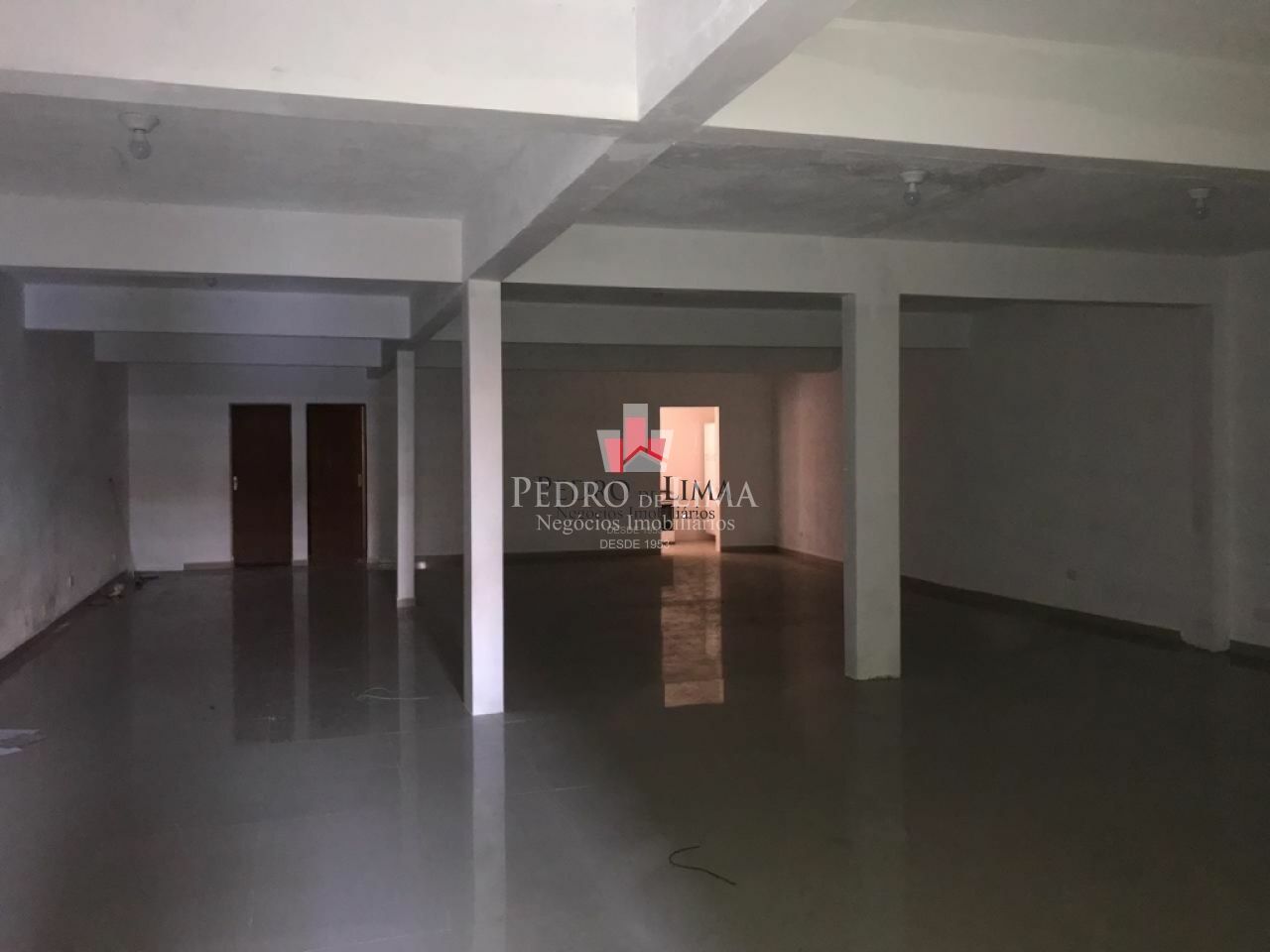 Salão Comercial na Av São Miguel - Penha