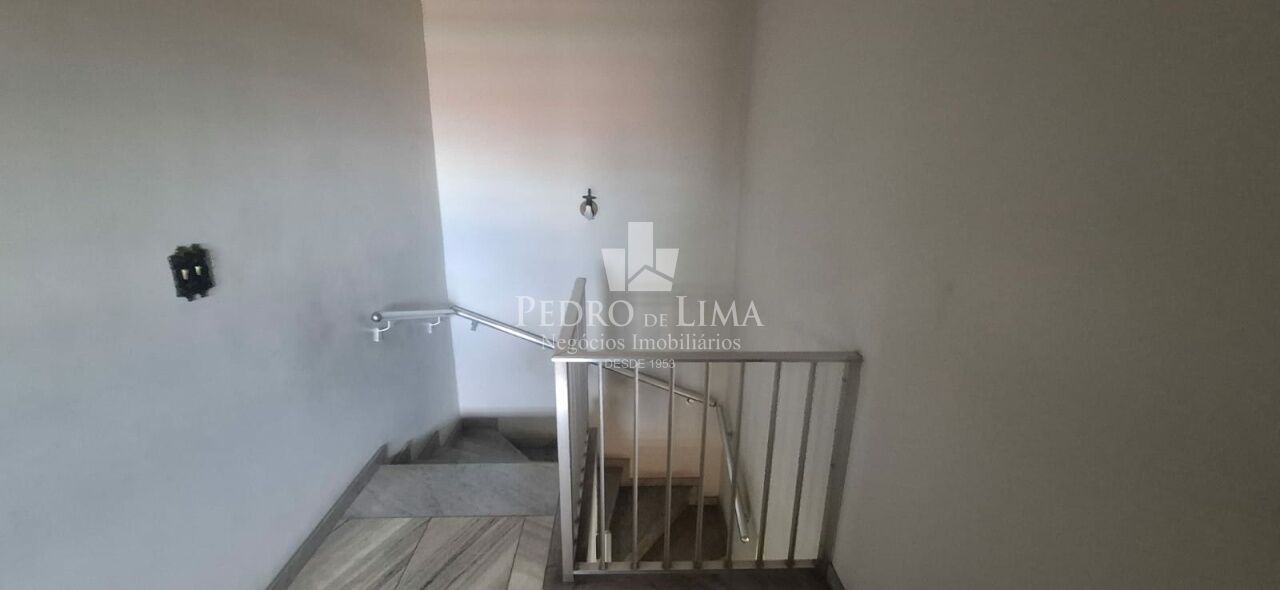 imagem do imovel Sobrado Frontal 3 Quartos, uma suíte e 5 Vagas no Arthur Alvim ref: PE44337