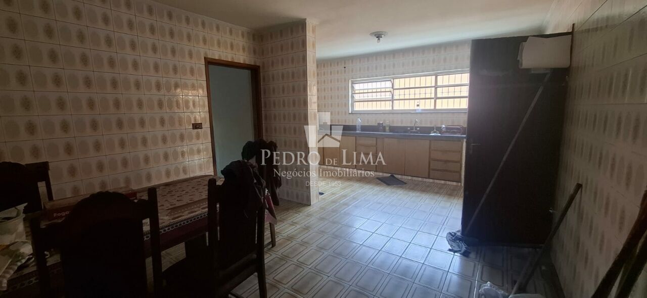 imagem do imovel Sobrado Frontal 3 Quartos, uma suíte e 5 Vagas no Arthur Alvim ref: PE44337
