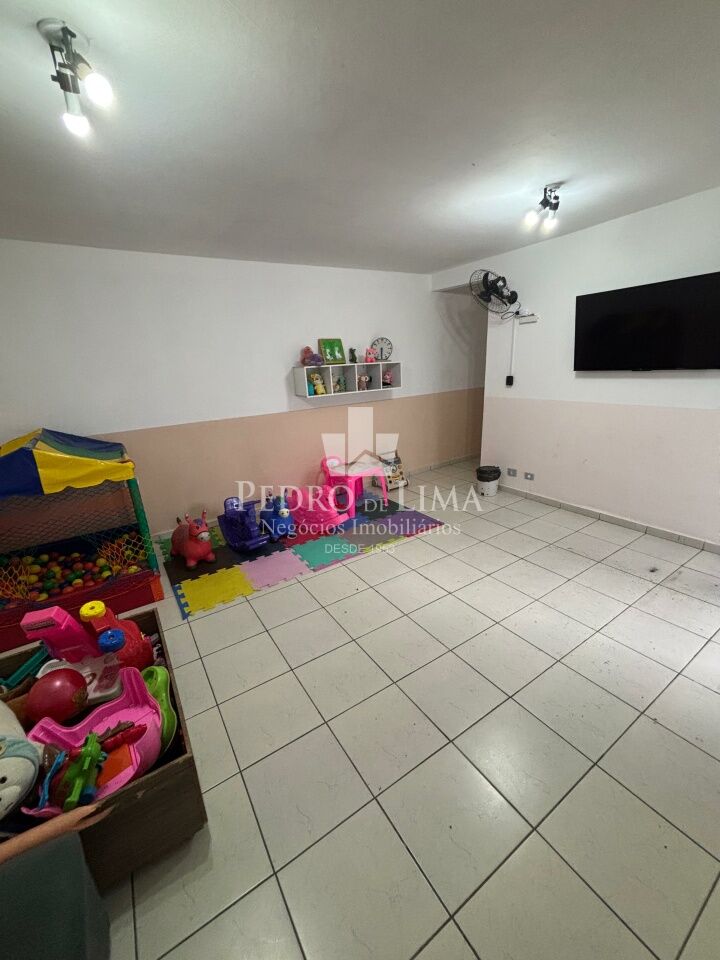 Apartamento com 2 dormitórios amplos e 1 vaga em Ermelino Matarazo
