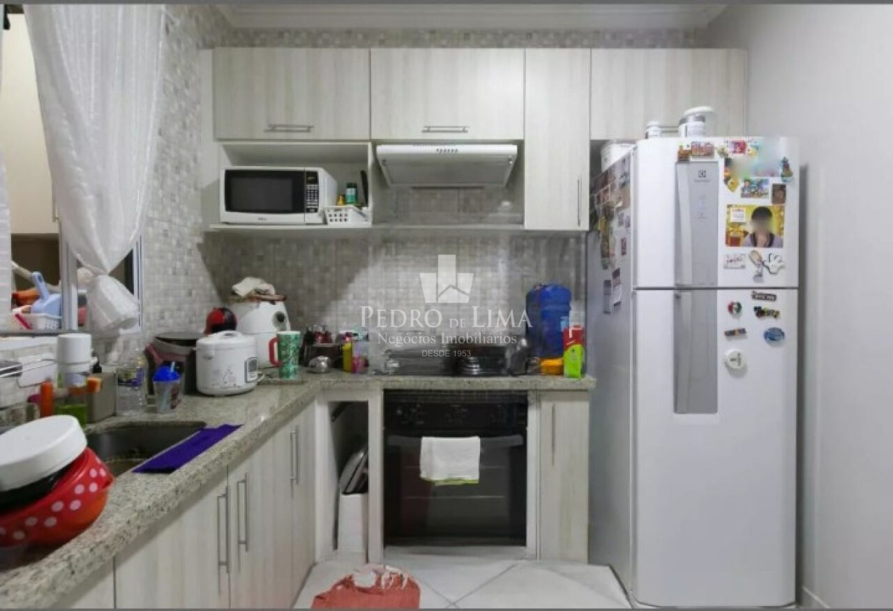 Sobrado condomínio 2 suítes,1 vaga e 65m²  mobiliado na Vila Jacui