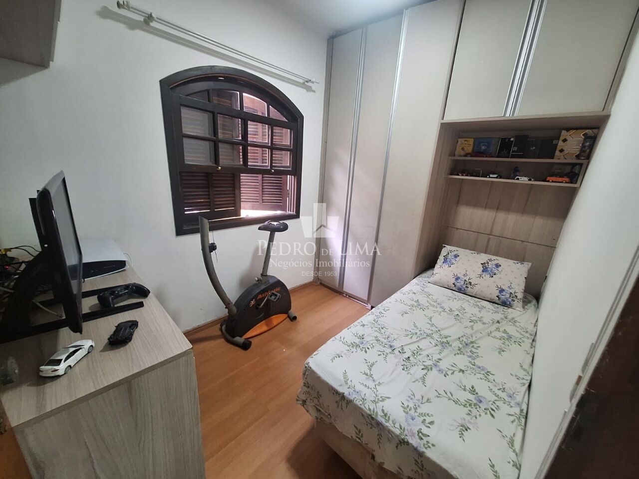 Sobrado Frontal no Cangaiba