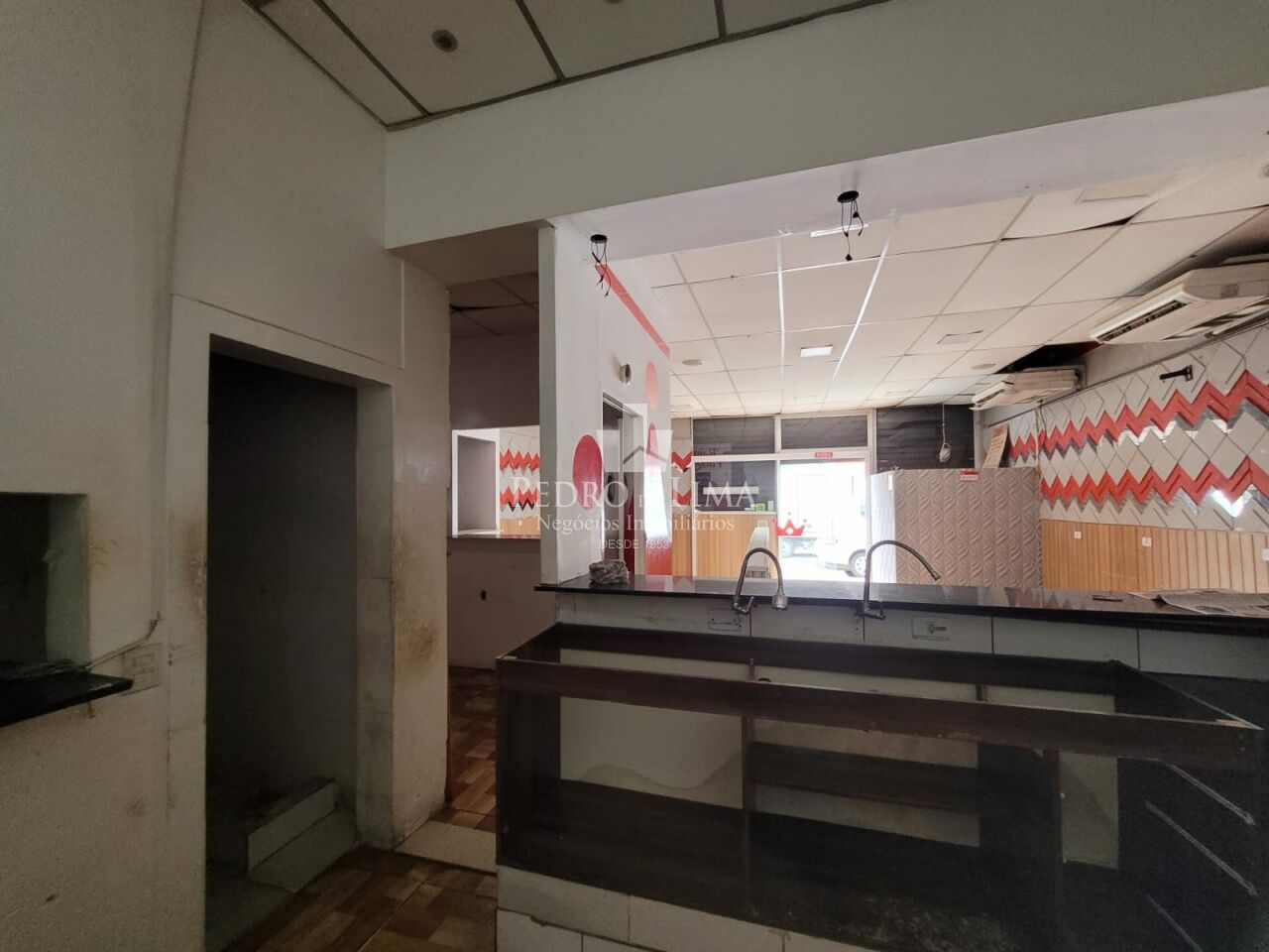 imagem do imovel Salão 100 m² e  2 banheiros na Vila Marieta - Penha ref: PE44395