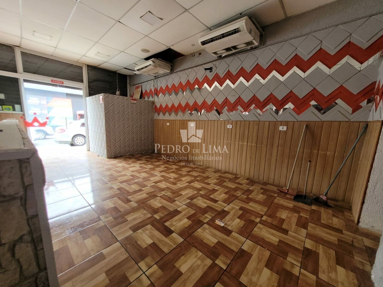 imagem do imovel Salão 100 m² e  2 banheiros na Vila Marieta - Penha ref: PE44395