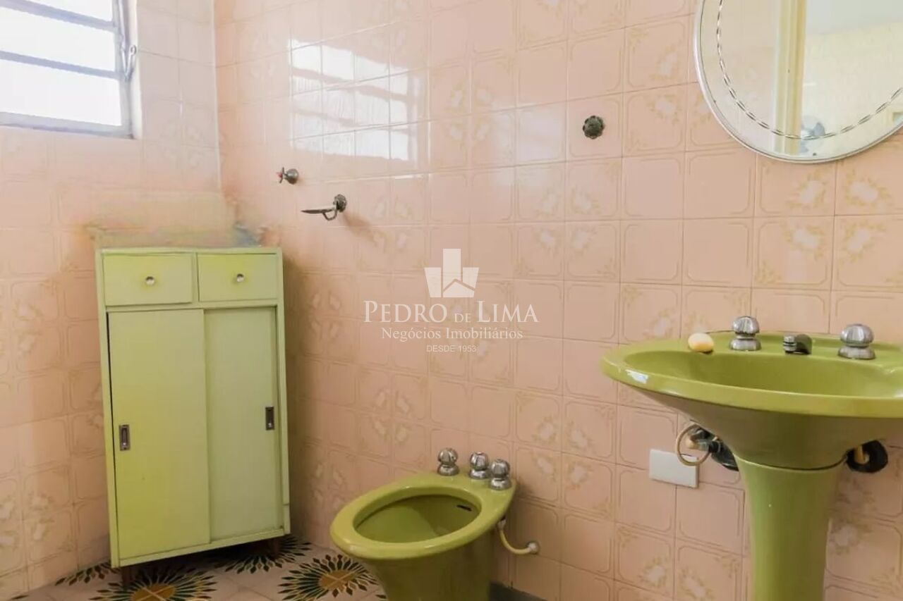  Sobrado com 250 m², 4 dormitórios e 4 vagas no Cangaíba