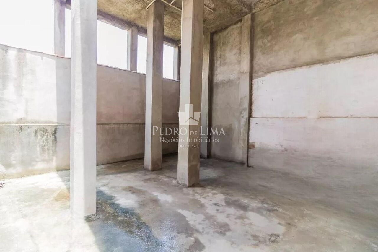  Sobrado com 250 m², 4 dormitórios e 4 vagas no Cangaíba