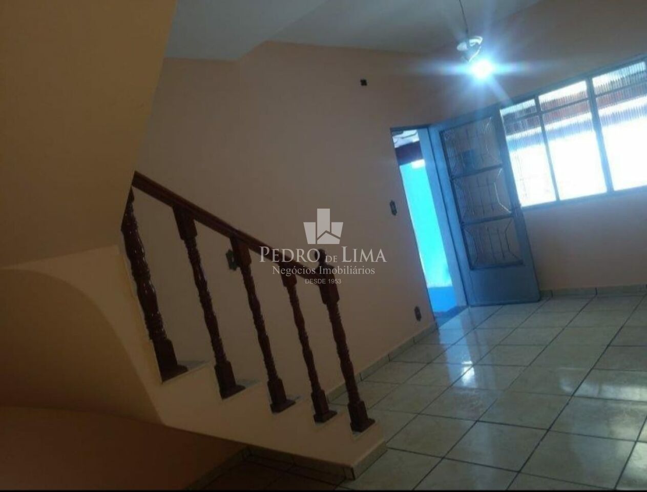 imagem do imovel Sobrado frontal 3 dormitórios e duas vagas na Vila Rica. ref: PE44421
