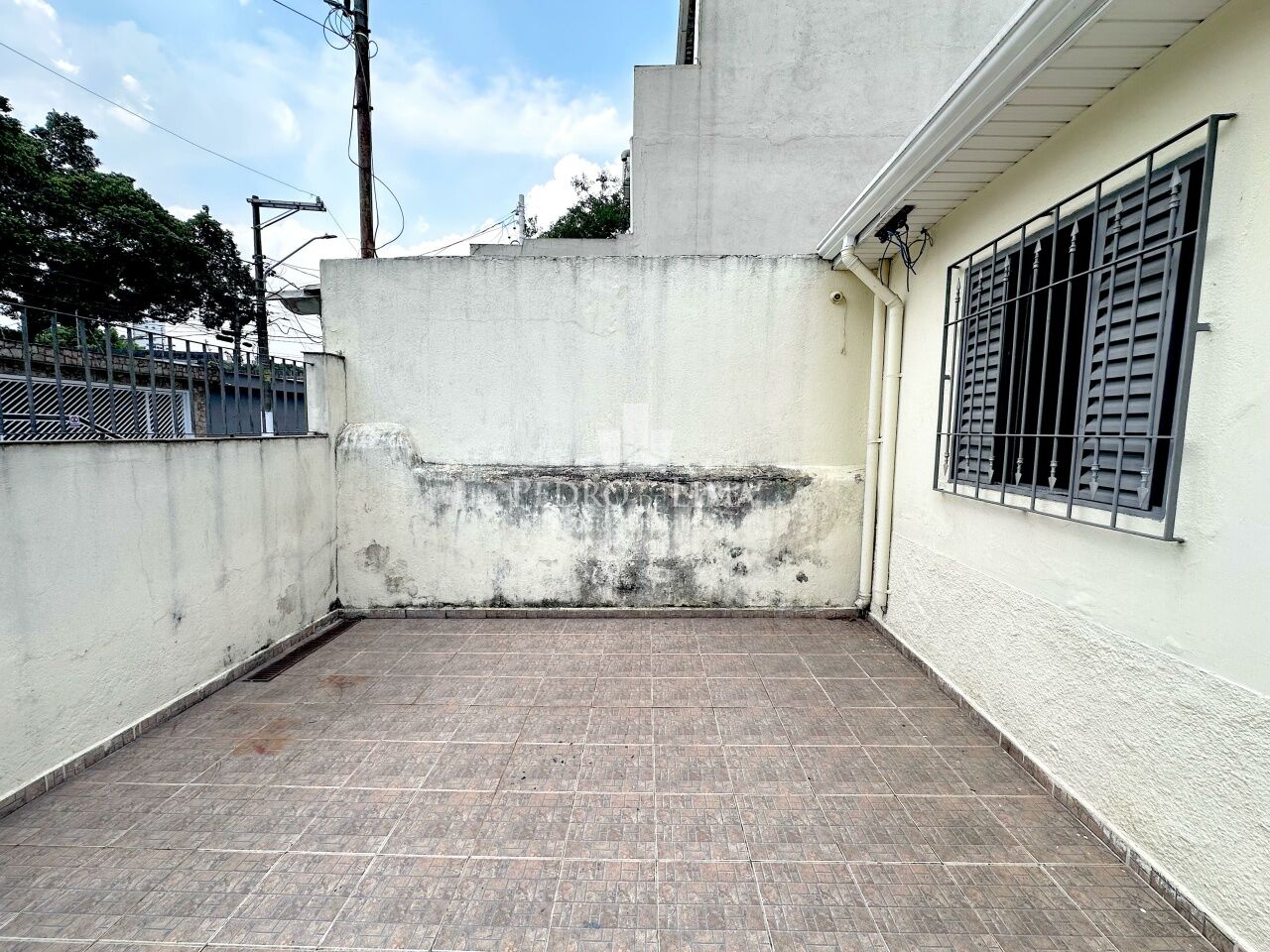 Casa térrea à venda, localizada no bairro Vila Marieta - Zona Leste