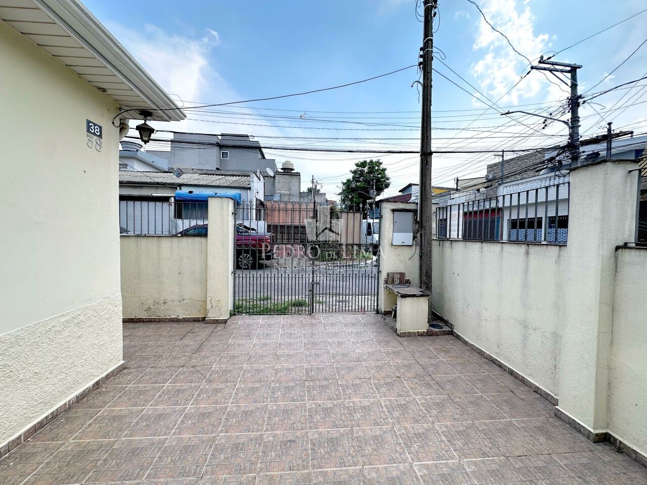 Casa térrea à venda, localizada no bairro Vila Marieta - Zona Leste