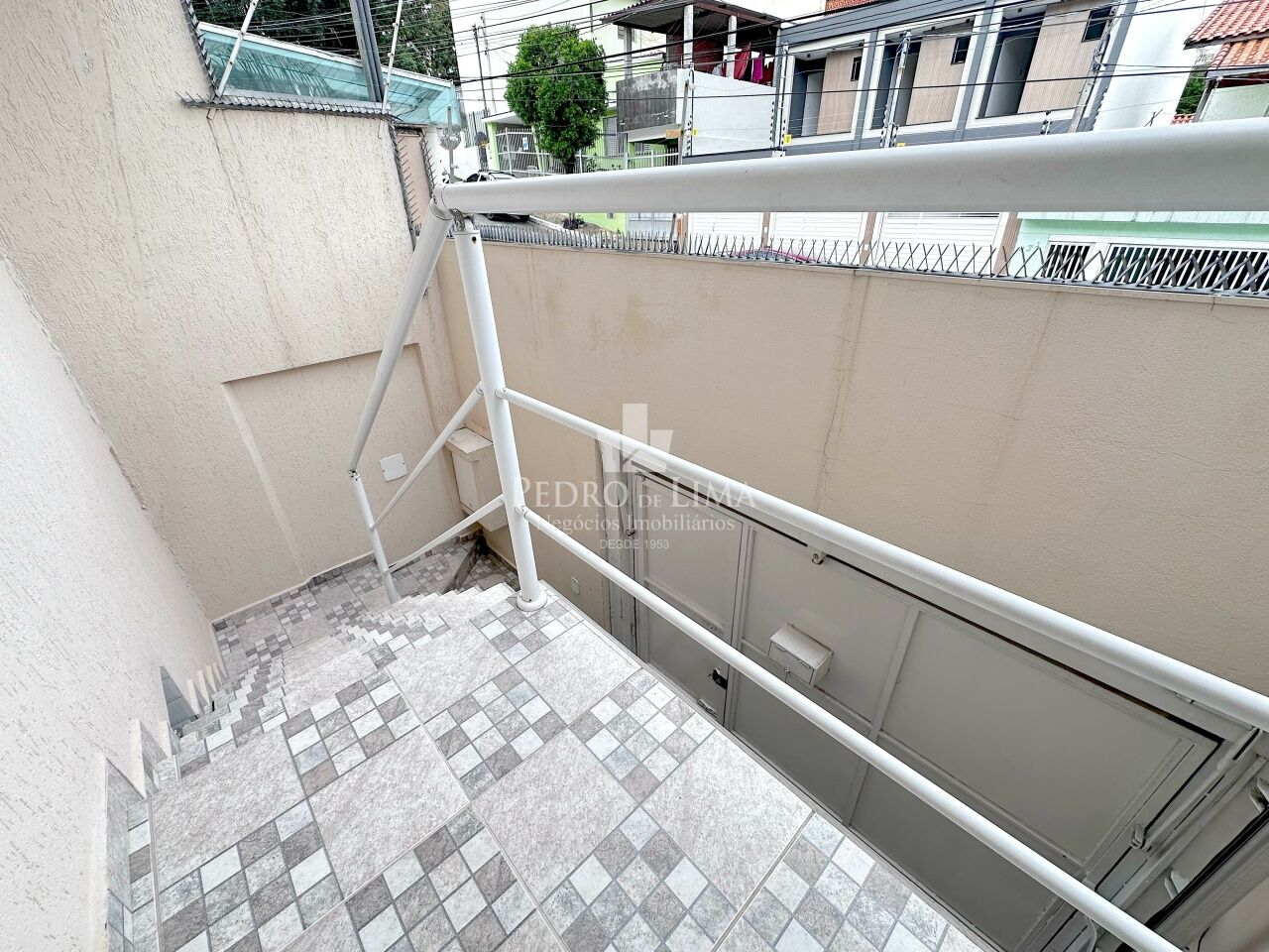 Sobrado frontal à venda, com todos os móveis e eletrodomésticos, Vila Salete - Penha