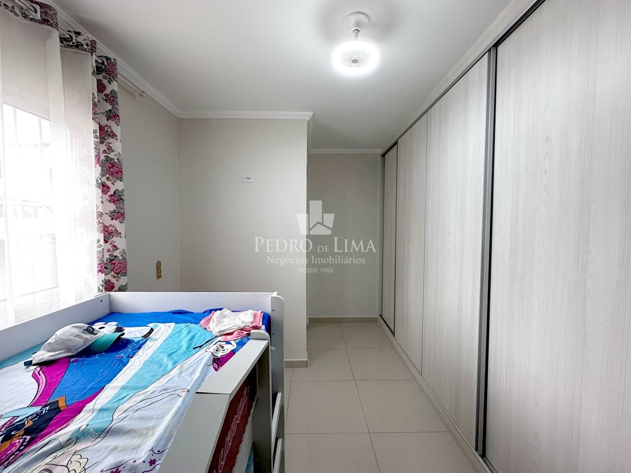 Sobrado frontal à venda, com todos os móveis e eletrodomésticos, Vila Salete - Penha