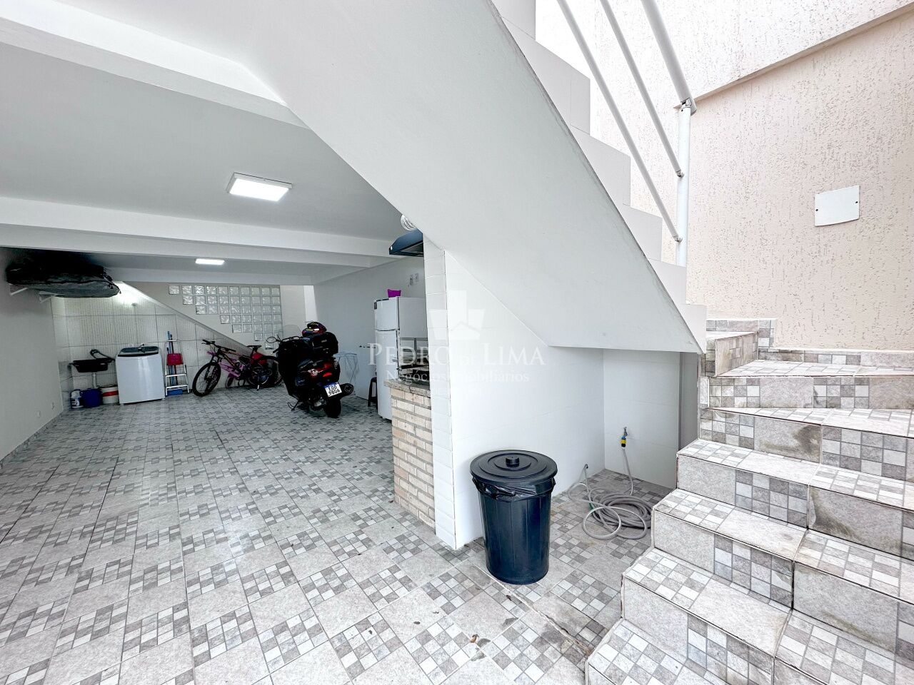 Sobrado frontal à venda, com todos os móveis e eletrodomésticos, Vila Salete - Penha