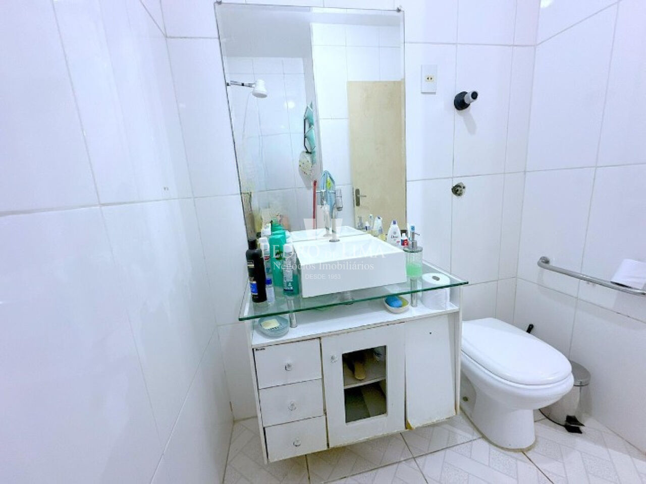 Casa térrea 2 dormitórios e 2 vagas na Ponte Rasa
