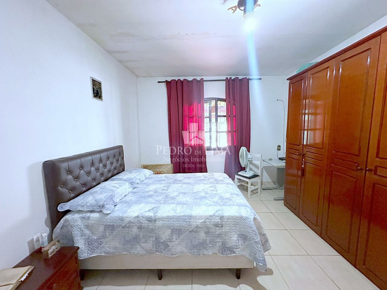 Casa térrea 2 dormitórios e 2 vagas na Ponte Rasa
