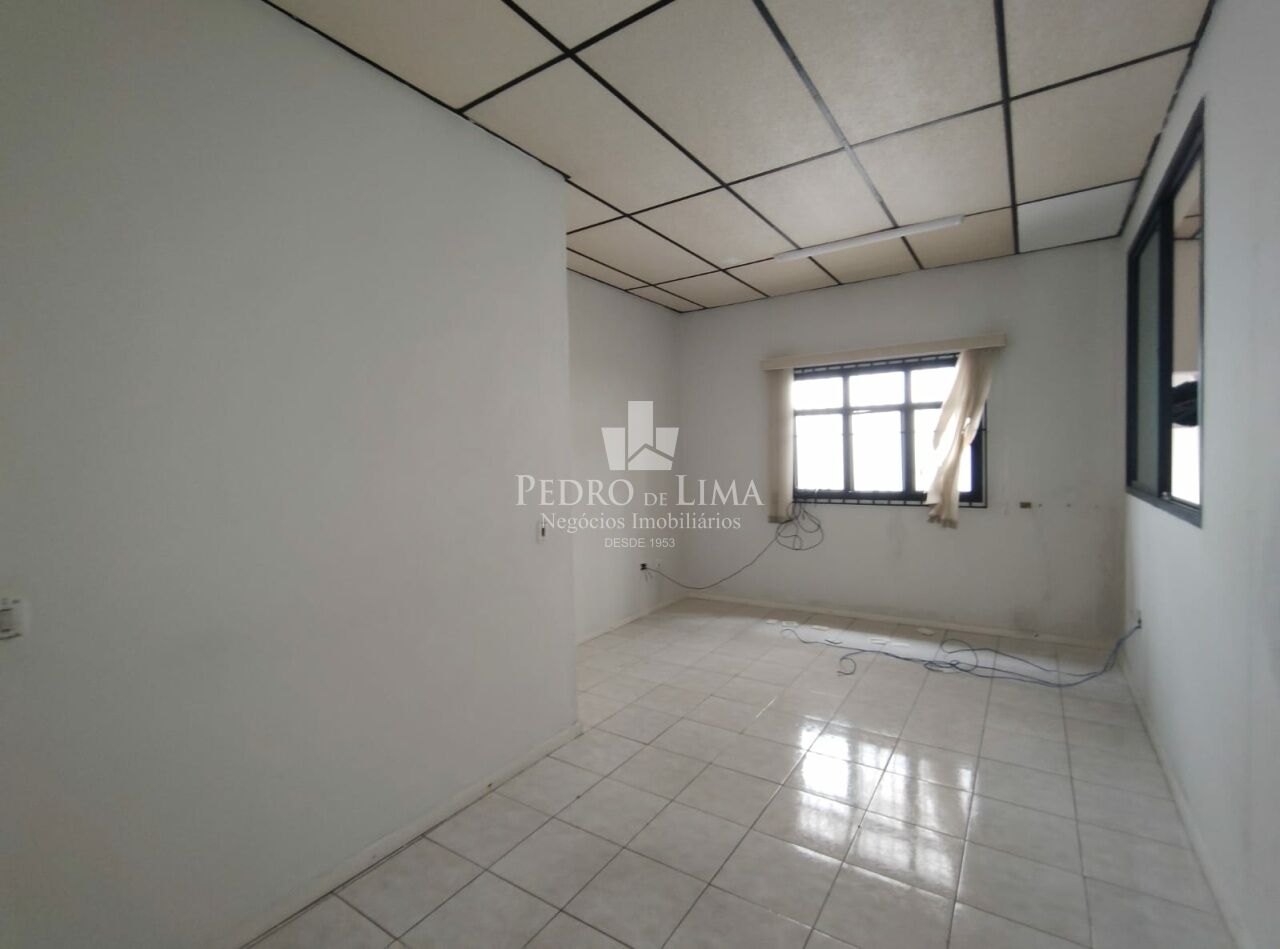 imagem do imovel Galpão Comercial na Região da Penha ref: PE44453