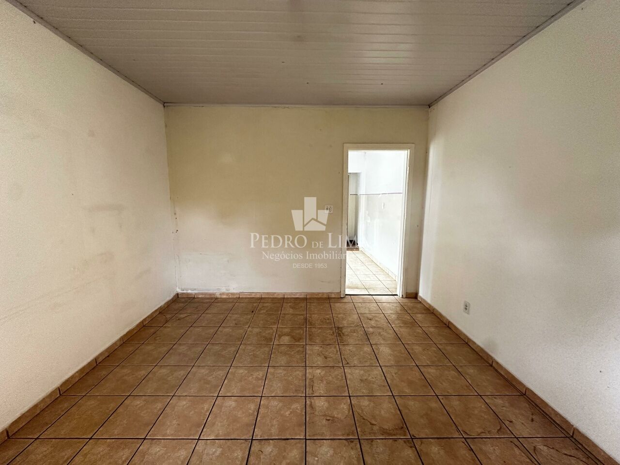 Casa térrea, são 2 casas no mesmo tereno, 10x27.5  localizado no Cangaiba 