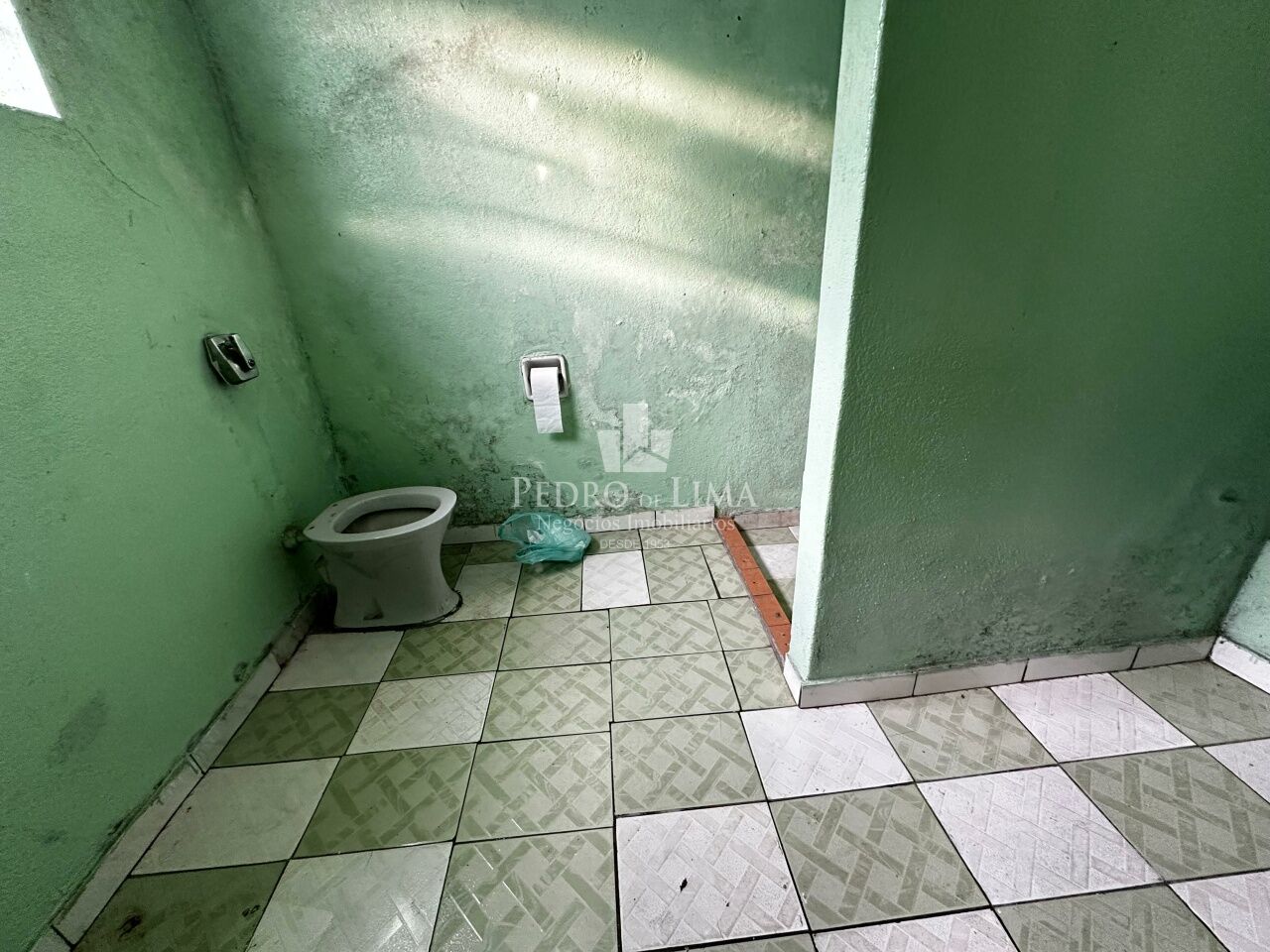 Casa térrea, são 2 casas no mesmo tereno, 10x27.5  localizado no Cangaiba 
