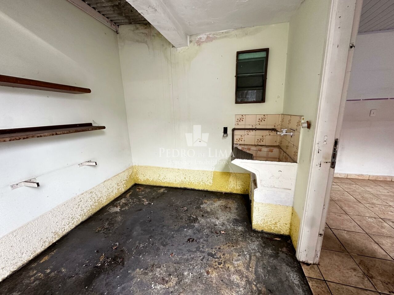 Casa térrea, são 2 casas no mesmo tereno, 10x27.5  localizado no Cangaiba 