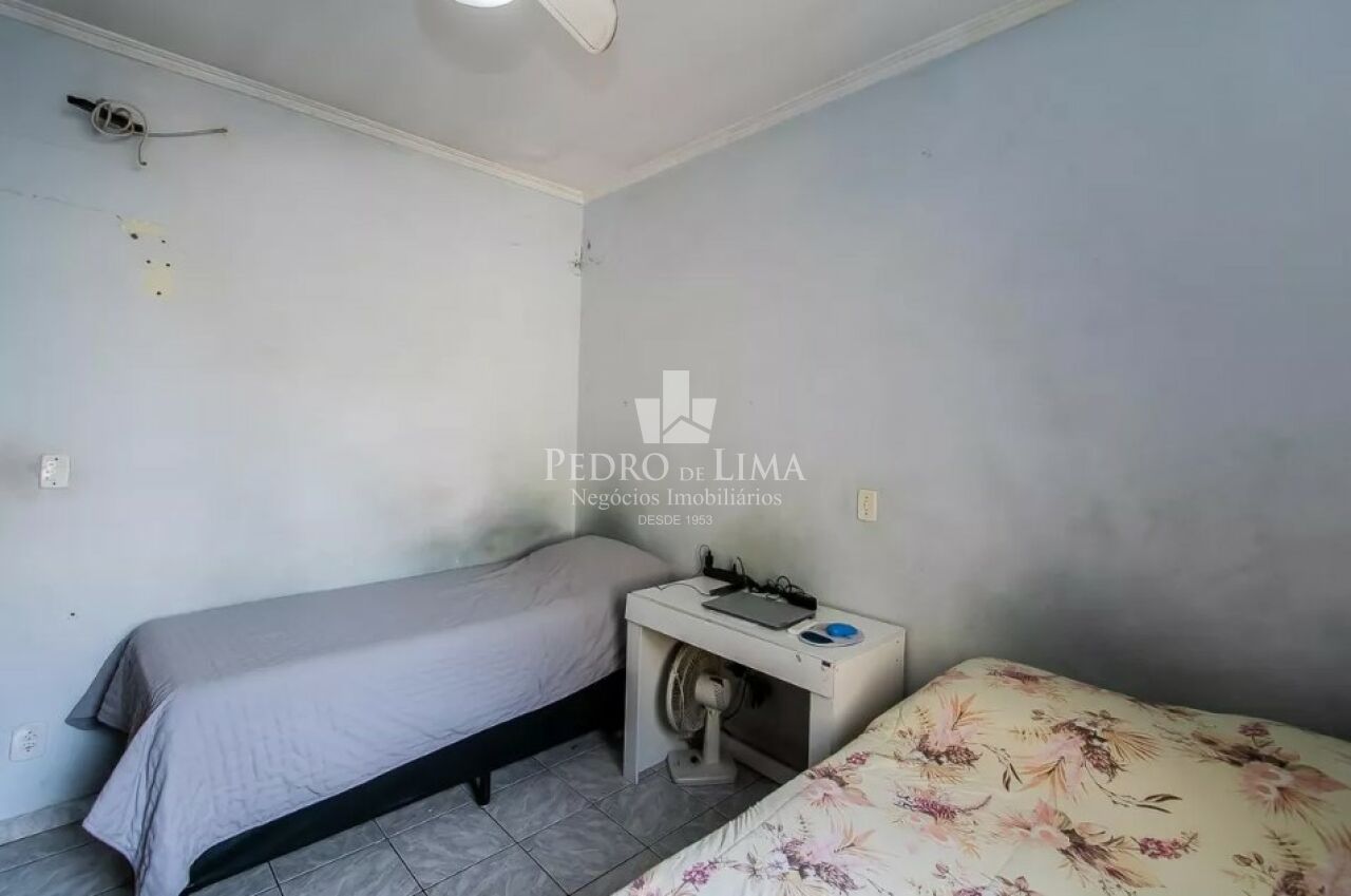 Sobrado frontal 2 quartos, edícula e 1 vaga coberta, bairro Ponte Rasa - Zona Leste