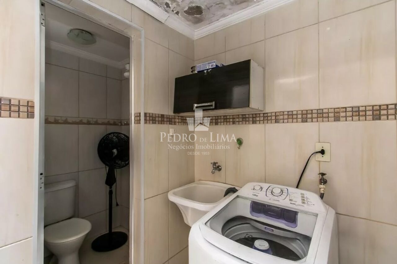 Sobrado frontal 2 quartos, edícula e 1 vaga coberta, bairro Ponte Rasa - Zona Leste