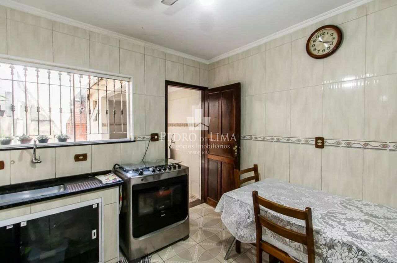 Sobrado frontal 2 quartos, edícula e 1 vaga coberta, bairro Ponte Rasa - Zona Leste