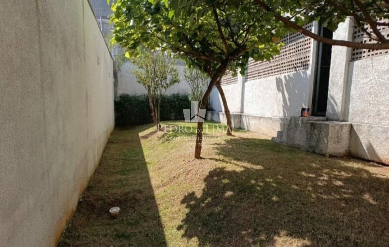 Apartamento na Vila Ré
