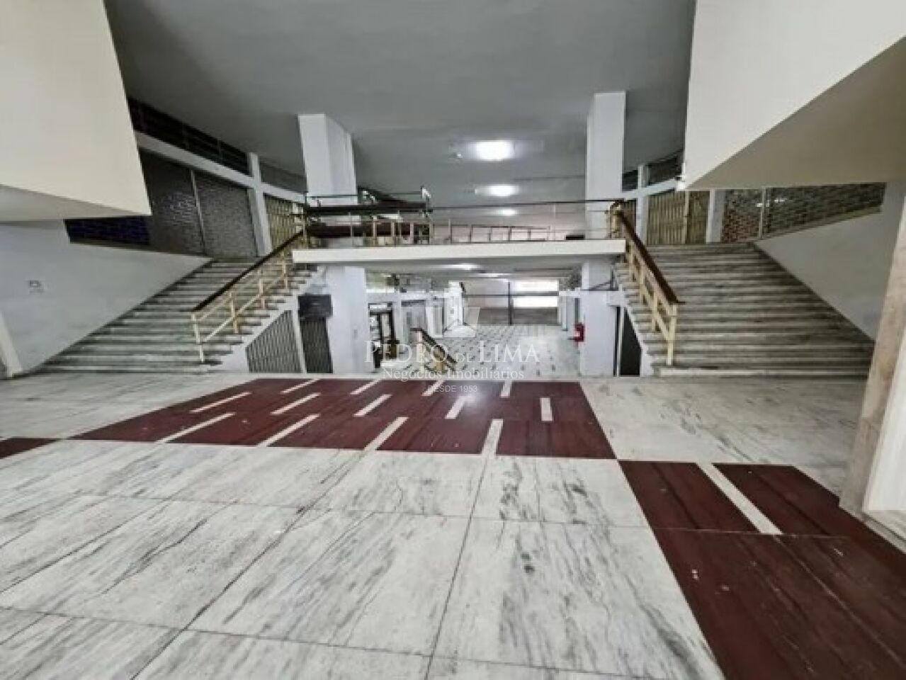 Apartamento à venda, 1 dormitório grande, 500 metros do Metrô República - Santa Cecília