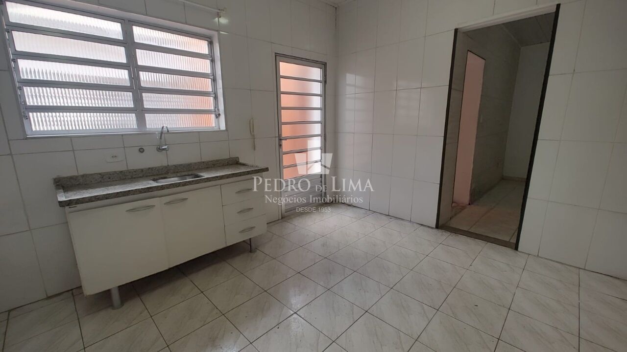 imagem do imovel Sobrado no Carrão  com 3 dormitórios, vaga e loja.  ref: PE44475