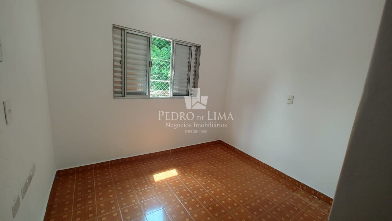 imagem do imovel Sobrado no Carrão  com 3 dormitórios, vaga e loja.  ref: PE44475