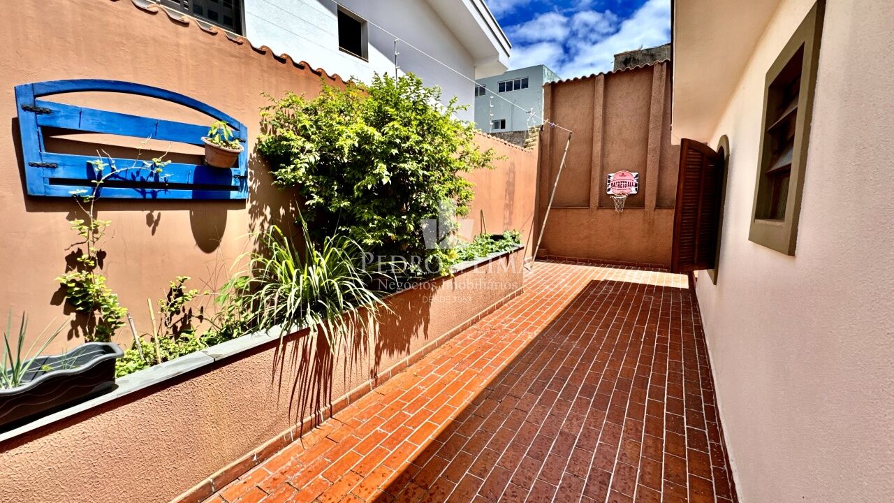 Casa Assobradada na Penha