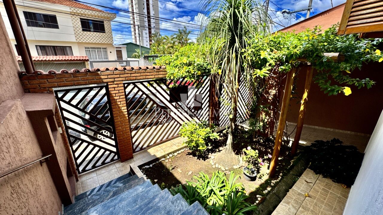 Casa Assobradada na Penha