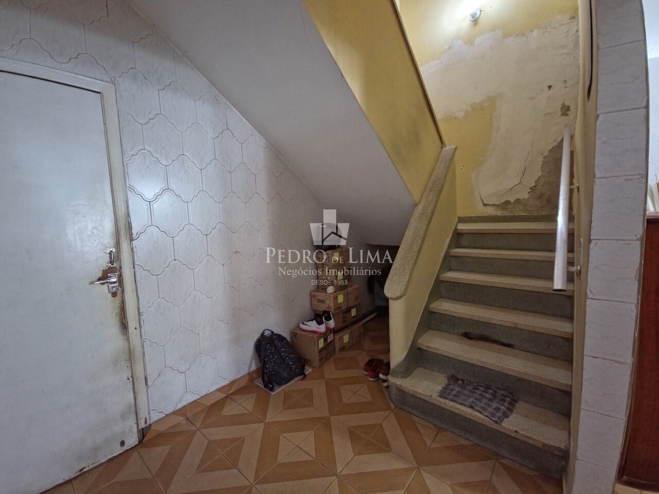 Sobrado com 4 dormitórios, 3 vagas e 160 m² na Penha.