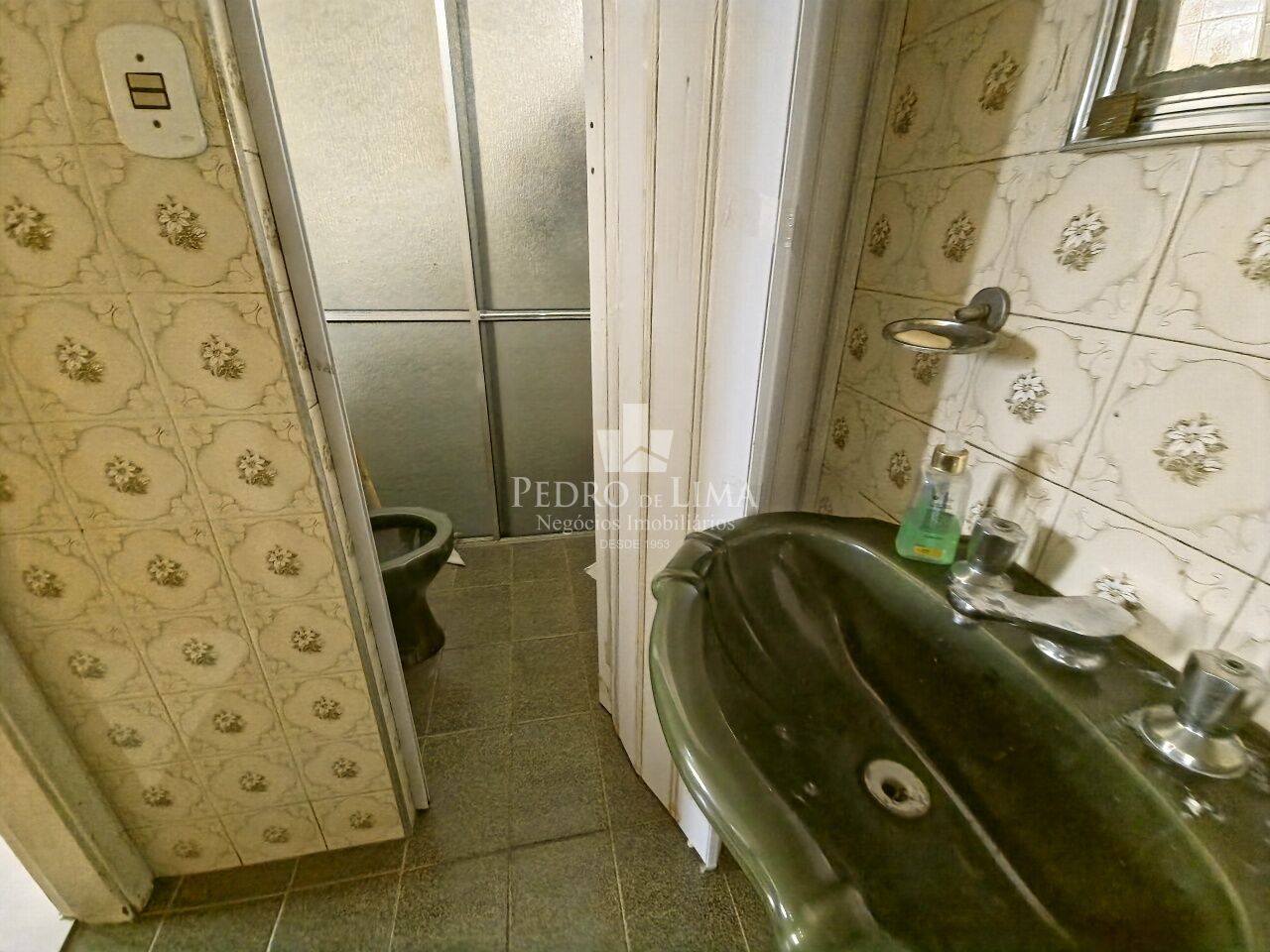 Sobrado com 4 dormitórios, 3 vagas e 160 m² na Penha.
