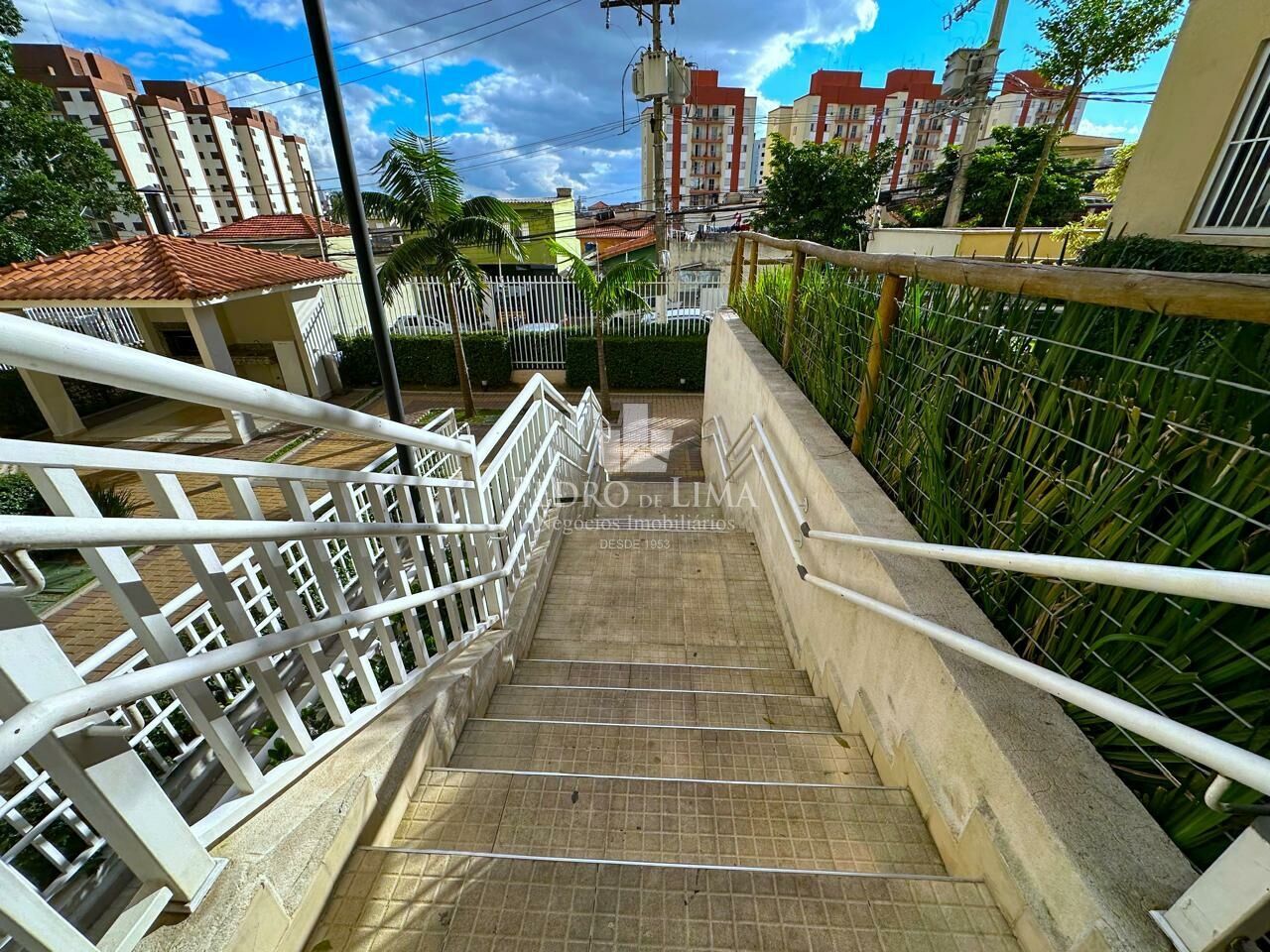 Apartamento 2 dormitórios, andar alto e sem vaga, próximo ao Tiquatira - Cangaíba