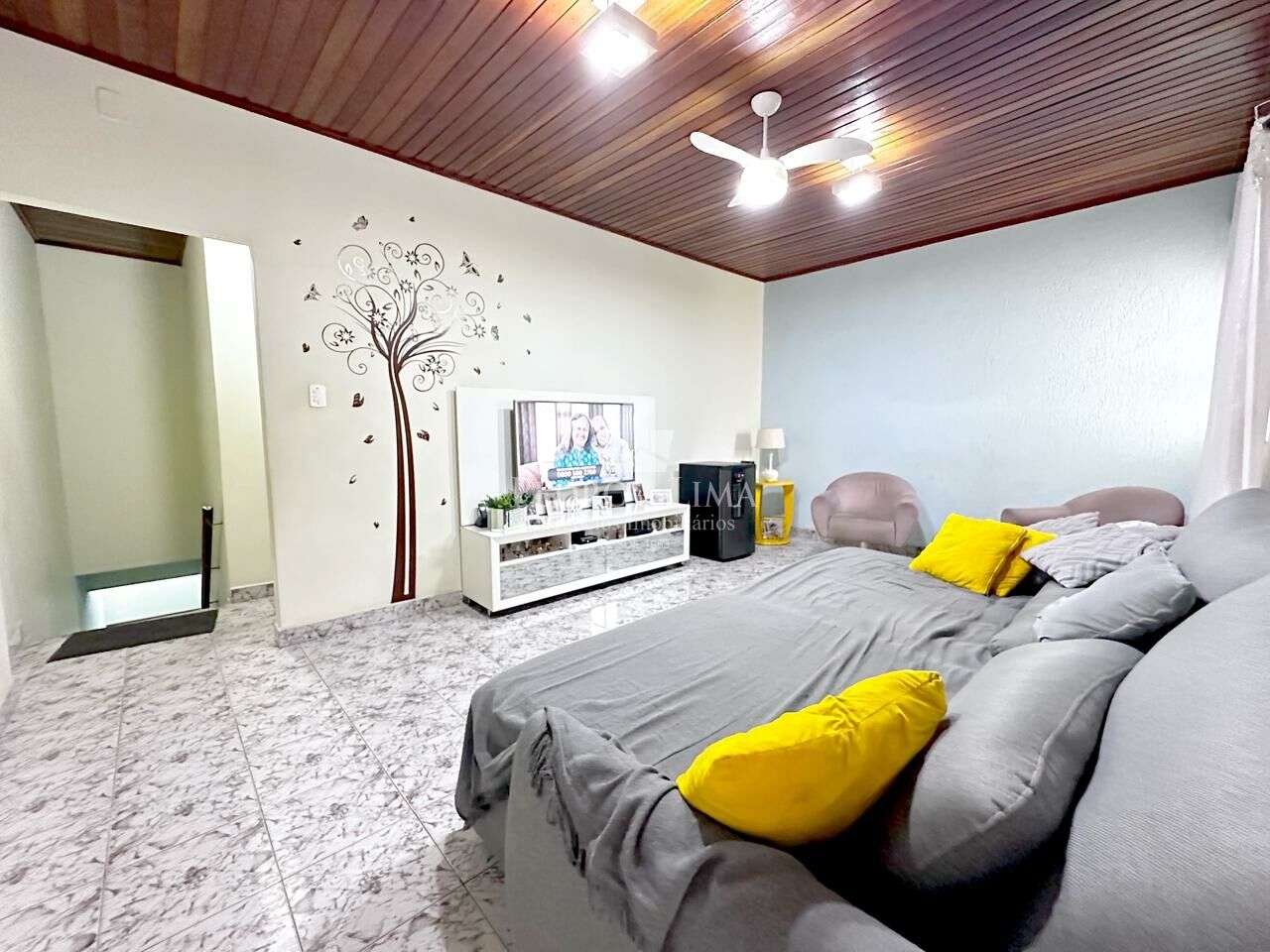imagem do imovel Casa assobradada com edícula, 3 dormitórios, 4 vagas e 5 banheiros no Cangaíba ref: PE44518