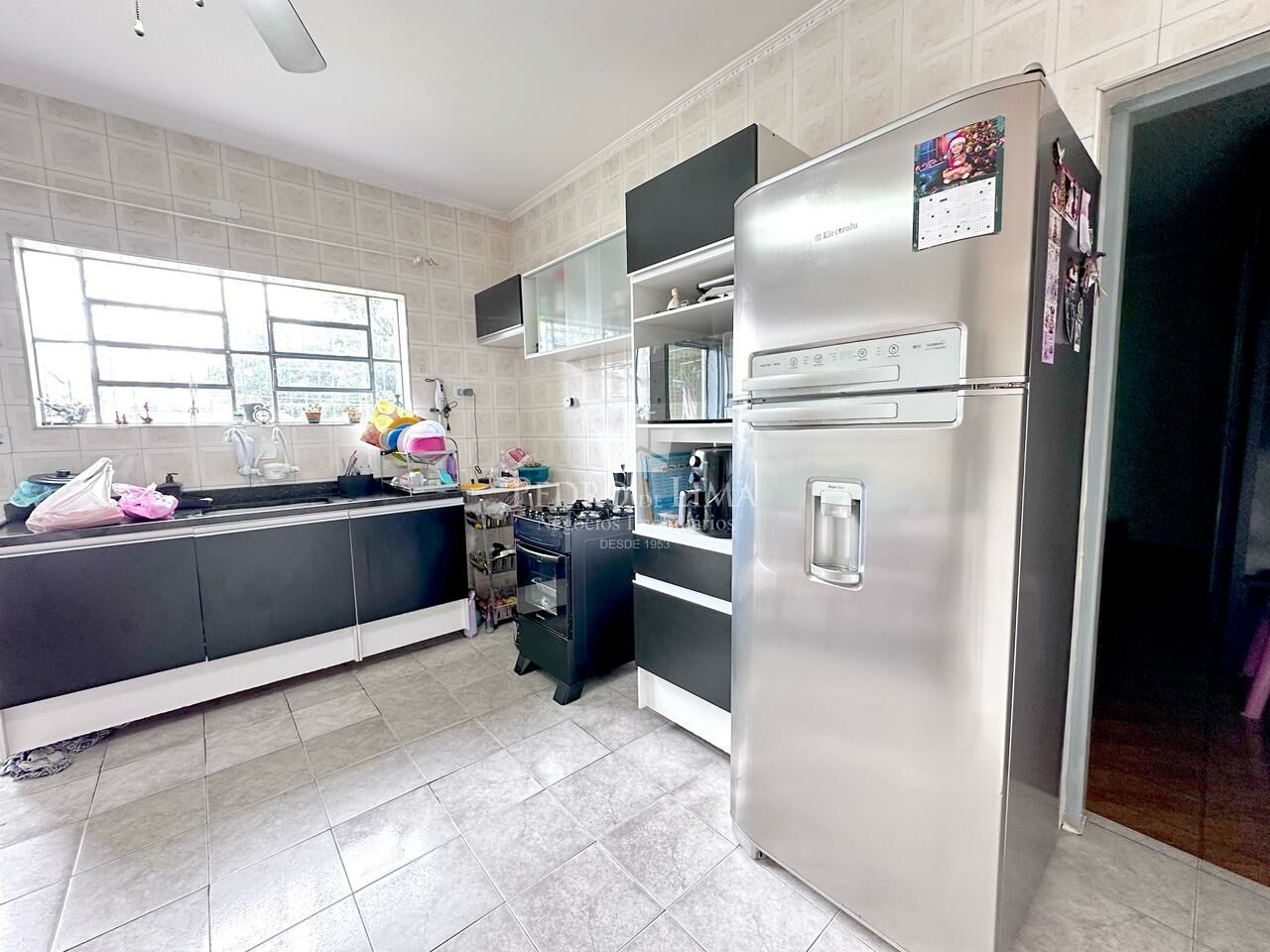 Casa assobradada com edícula, 3 dormitórios, 4 vagas e 5 banheiros no Cangaíba