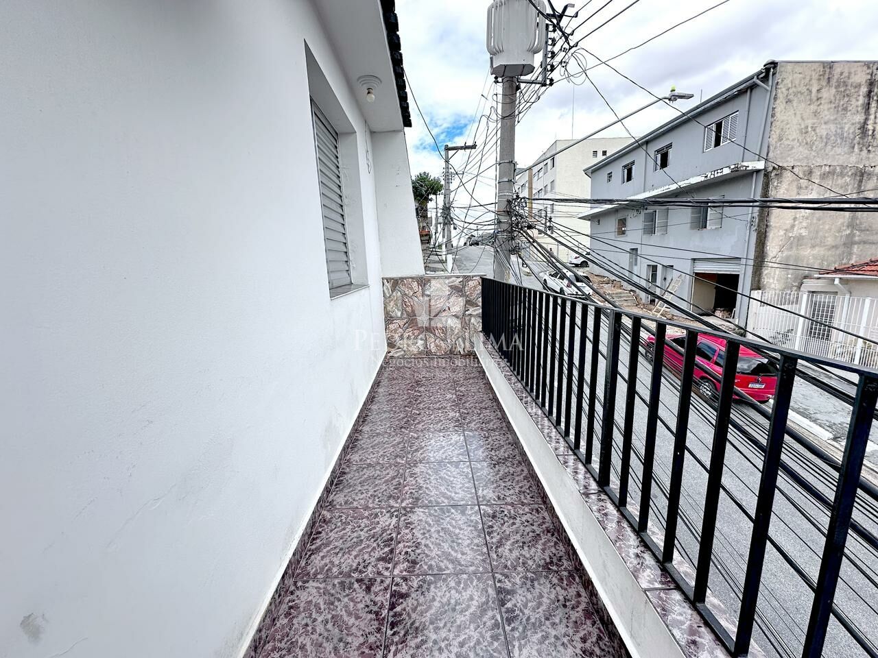 Casa assobradada com edícula, 3 dormitórios, 4 vagas e 5 banheiros no Cangaíba