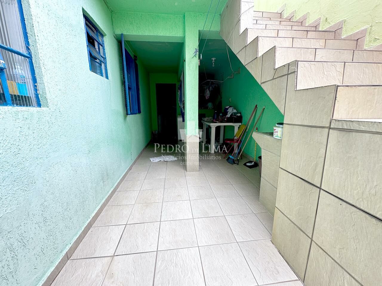 Casa assobradada com edícula, 3 dormitórios, 4 vagas e 5 banheiros no Cangaíba