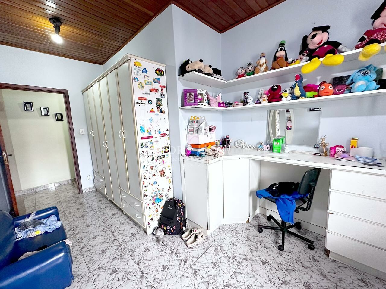 Casa assobradada com edícula, 3 dormitórios, 4 vagas e 5 banheiros no Cangaíba