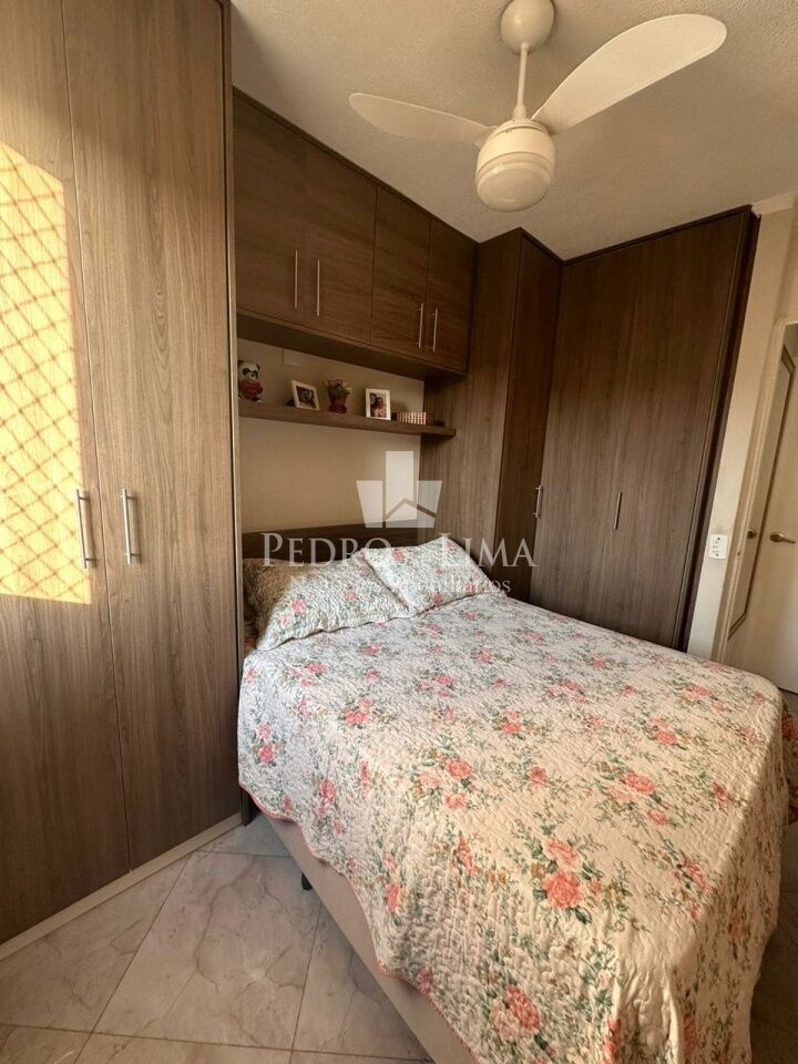 Apartamento três dormitórios e uma vaga na Cidade Lider