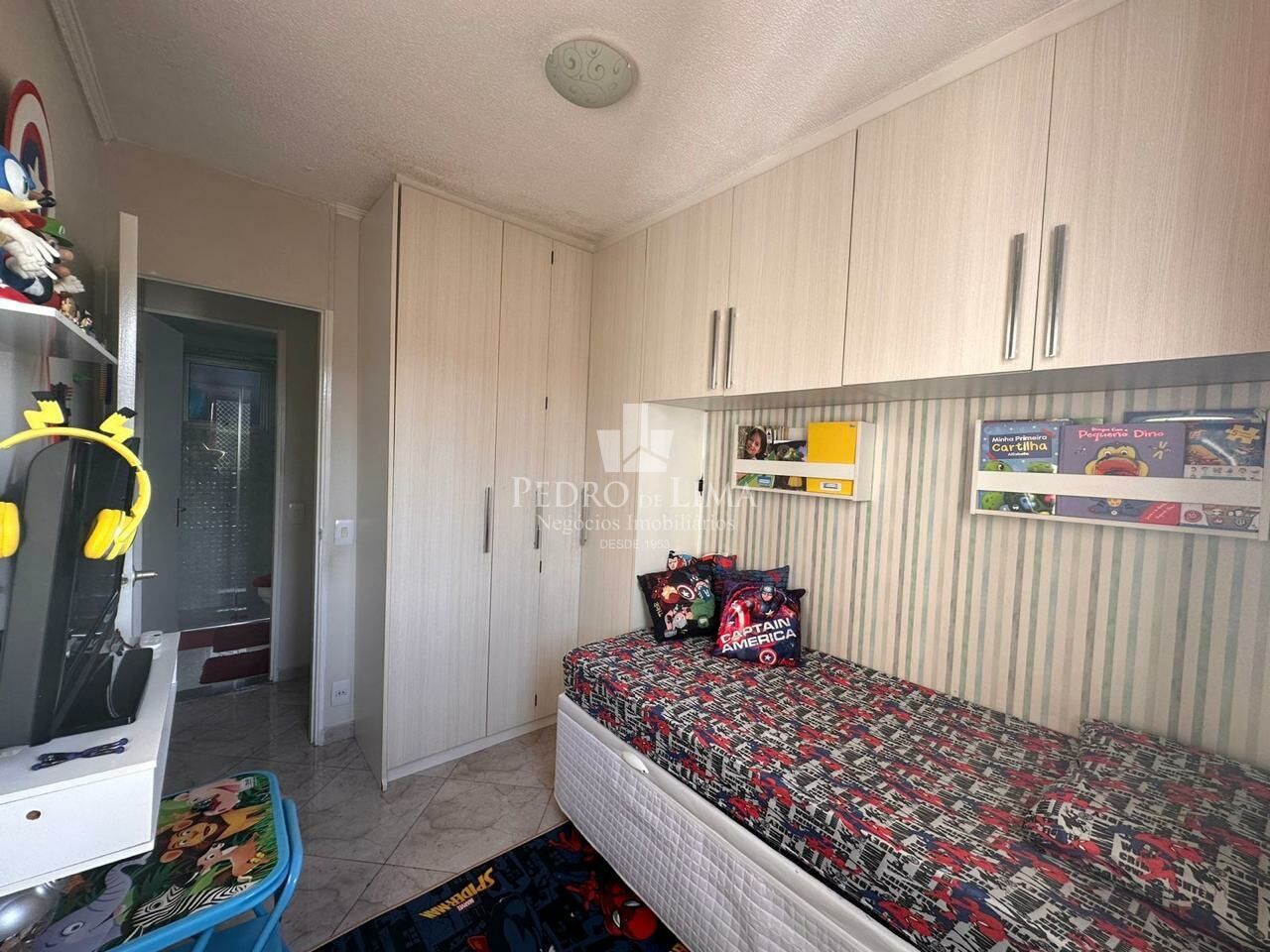 Apartamento três dormitórios e uma vaga na Cidade Lider